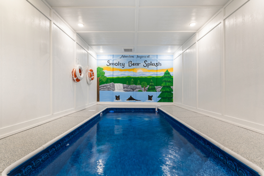 Smoky Bear Splash 17 - Private Heated Indoor Pool Angelique Gunderson