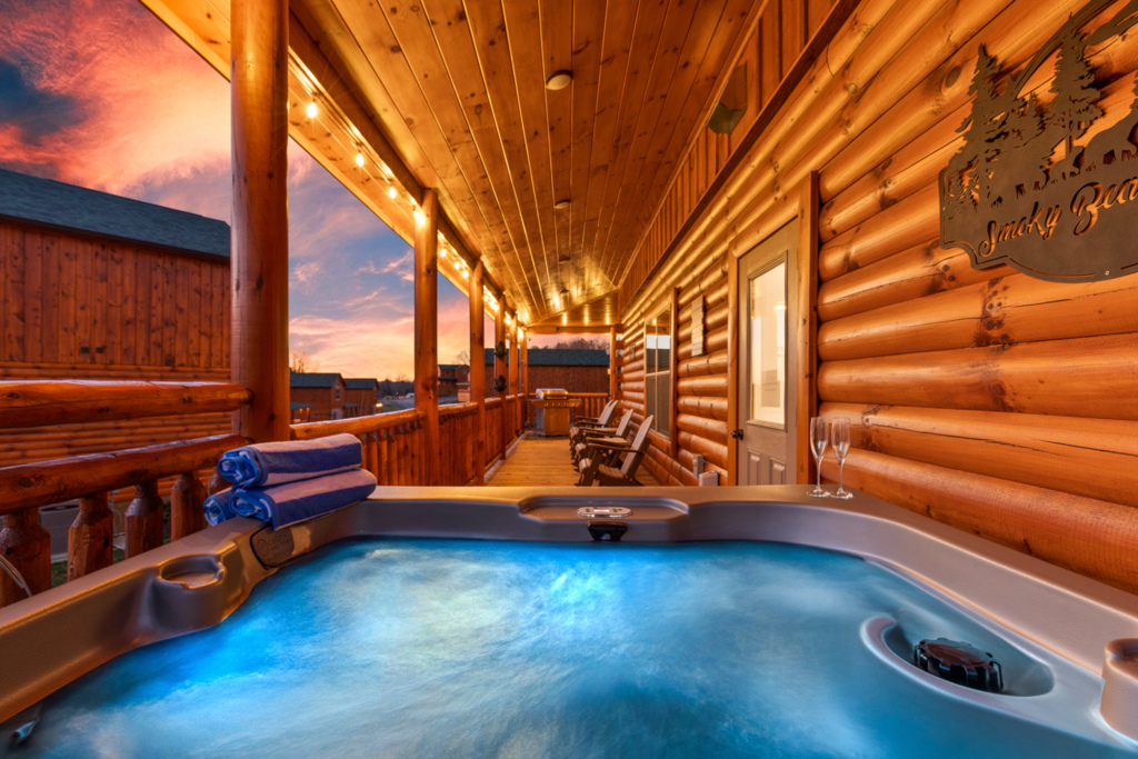 Smoky Bear Splash 21 - Secluded Hot Tub with Mountain Views Angelique Gunderson